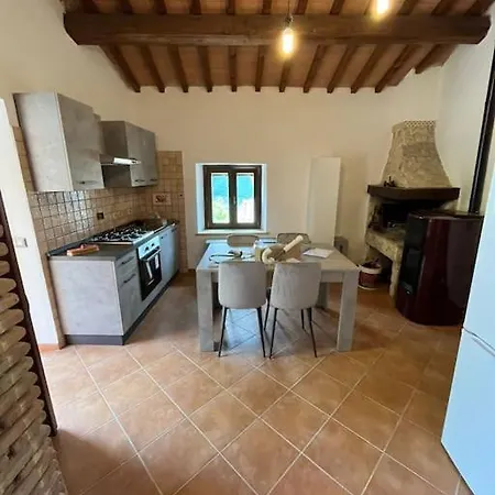 Apartment Rifugio Tranquillo Tra Montagne Ville Santa Lucia